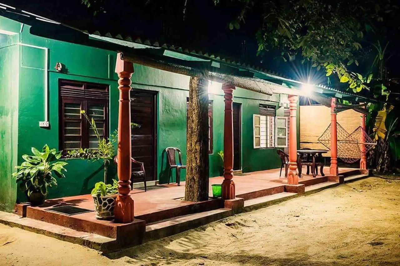 Coconut Park Bed and Breakfast Anuradhapura Zewnętrze zdjęcie