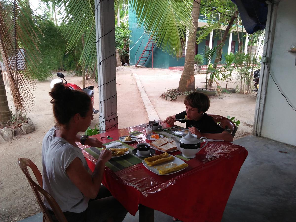 Coconut Park Bed and Breakfast Anuradhapura Zewnętrze zdjęcie